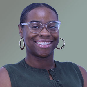 cierra, front desk supervisor